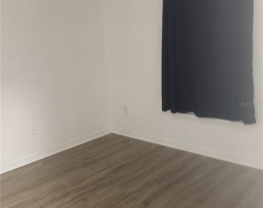 1144 Clear Creek Circle - Photo Thumbnail 4