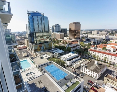 150 E Robinson Street - Photo Thumbnail 20