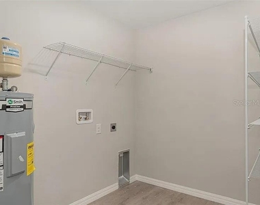 308 Ave P Nw - Photo Thumbnail 8
