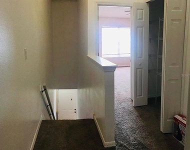 290 Marion Place - Photo Thumbnail 16