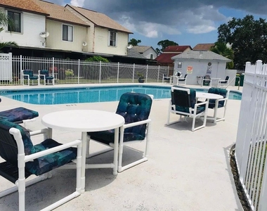 290 Marion Place - Photo Thumbnail 18