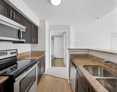 2213 Grand Cayman Court - Photo Thumbnail 3