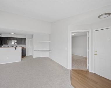 2213 Grand Cayman Court - Photo Thumbnail 9