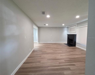 2104 Crill Avenue - Photo Thumbnail 6