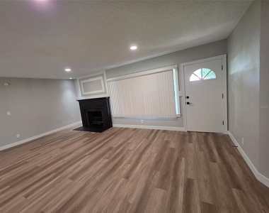2104 Crill Avenue - Photo Thumbnail 7