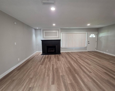 2104 Crill Avenue - Photo Thumbnail 8