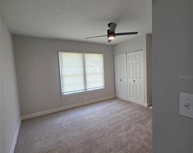 2104 Crill Avenue - Photo Thumbnail 15