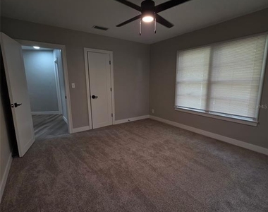 2104 Crill Avenue - Photo Thumbnail 27