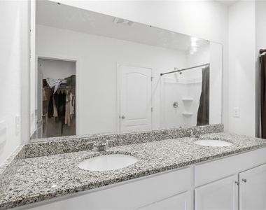 1181 Cascades Avenue - Photo Thumbnail 26