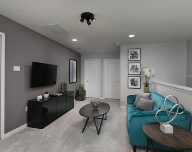 8831 Geneve Court - Photo Thumbnail 4