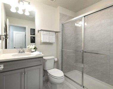 8831 Geneve Court - Photo Thumbnail 37