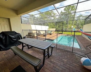 8831 Geneve Court - Photo Thumbnail 40