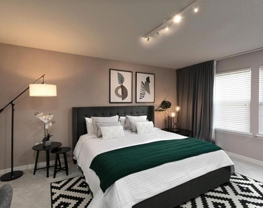 8831 Geneve Court - Photo Thumbnail 35