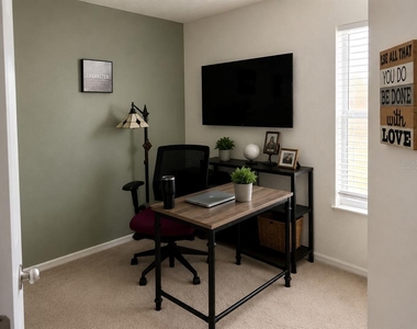 3875 Horizon Hill Drive - Photo Thumbnail 8