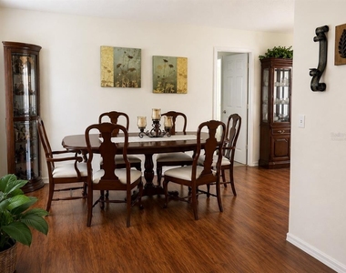 3875 Horizon Hill Drive - Photo Thumbnail 4
