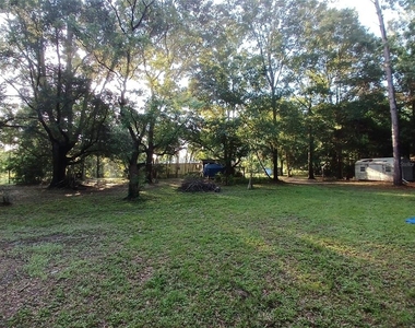 210 Se Hardin Court - Photo Thumbnail 11