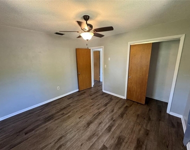 460 Mount Vernon Court - Photo Thumbnail 8