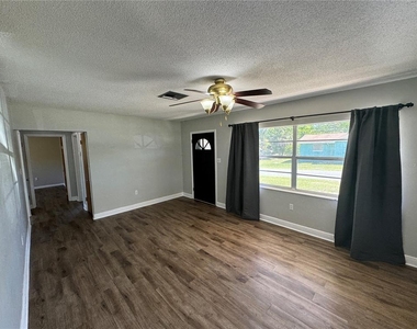 460 Mount Vernon Court - Photo Thumbnail 1