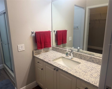 484 Hildalgo Drive - Photo Thumbnail 16
