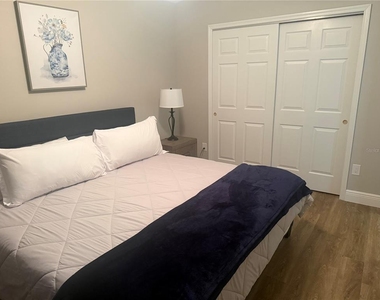 484 Hildalgo Drive - Photo Thumbnail 8