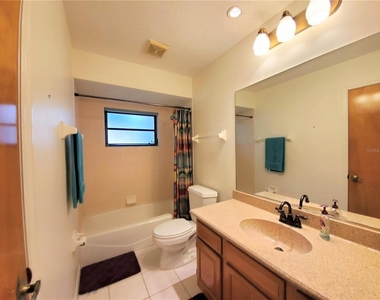 88 Temple Road - Photo Thumbnail 25