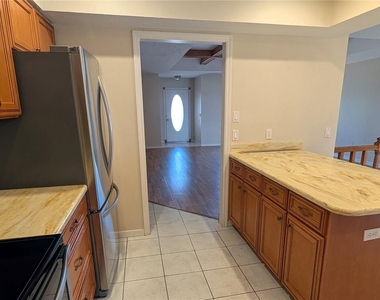 88 Temple Road - Photo Thumbnail 10