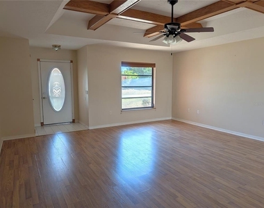 88 Temple Road - Photo Thumbnail 5