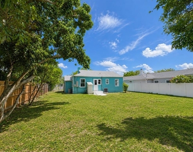 3209 Avenue A W - Photo Thumbnail 20
