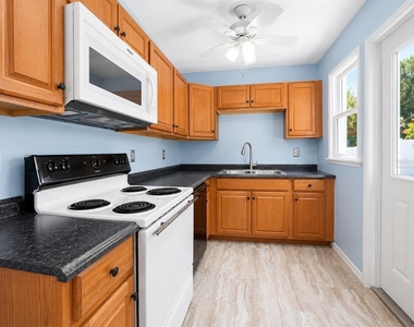 3209 Avenue A W - Photo Thumbnail 6