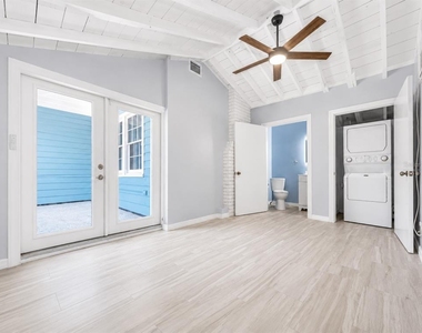 3209 Avenue A W - Photo Thumbnail 16