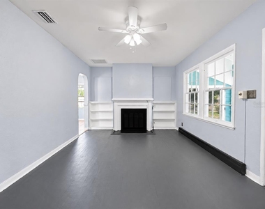 3209 Avenue A W - Photo Thumbnail 9