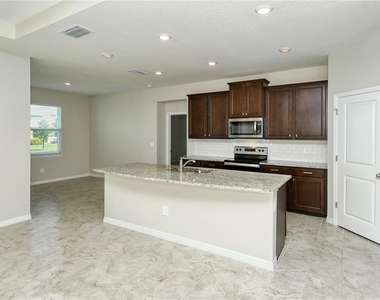 16921 Harvest Moon Way - Photo Thumbnail 16