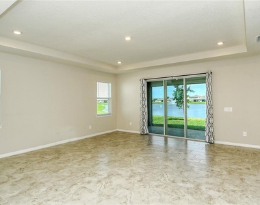 16921 Harvest Moon Way - Photo Thumbnail 7