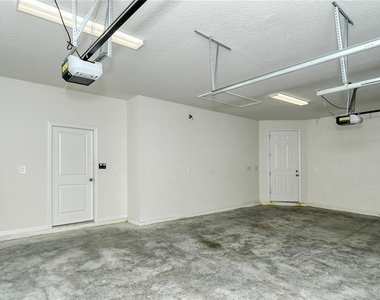 16921 Harvest Moon Way - Photo Thumbnail 40