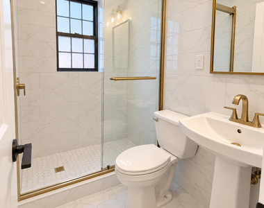 32-86 33rd Street - Photo Thumbnail 6