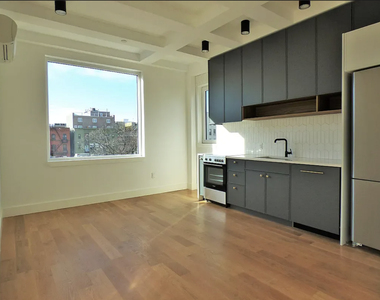 108 Havemeyer Street - Photo Thumbnail 2
