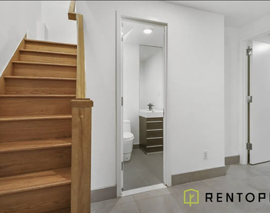 106 Meserole Street - Photo Thumbnail 6