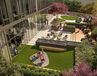 222 East 44th Street - Photo Thumbnail 6
