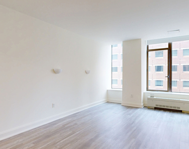 10 Hanover Square - Photo Thumbnail 3