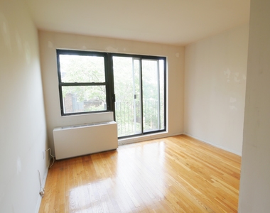 434 East 84th Street - Photo Thumbnail 4
