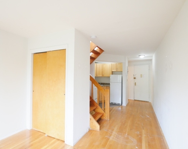 434 East 84th Street - Photo Thumbnail 2