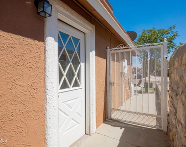 11641 Desert Keep Drive - Photo Thumbnail 39