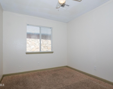 11641 Desert Keep Drive - Photo Thumbnail 14