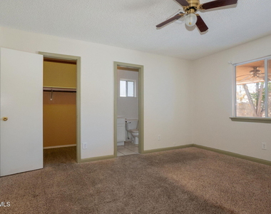 11641 Desert Keep Drive - Photo Thumbnail 19