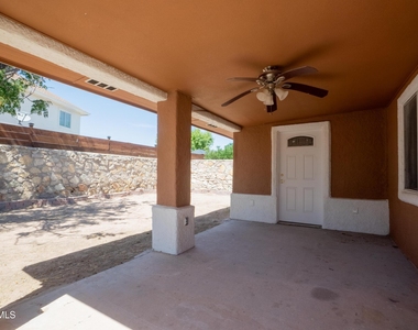 11641 Desert Keep Drive - Photo Thumbnail 30