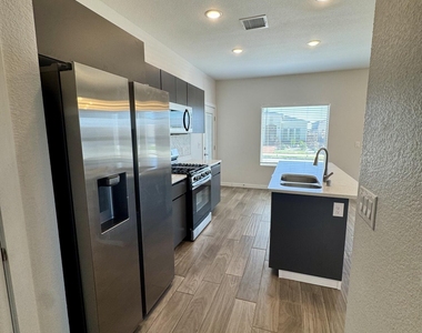 12725 Don Norte Street - Photo Thumbnail 7