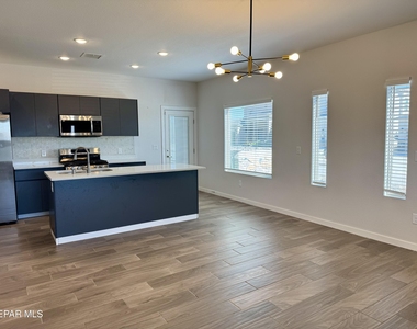 12725 Don Norte Street - Photo Thumbnail 4