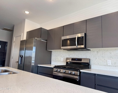 12725 Don Norte Street - Photo Thumbnail 6