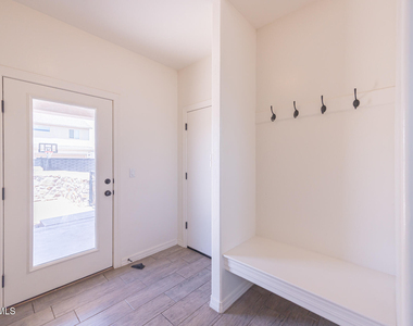 2725 Mike Price Drive - Photo Thumbnail 8