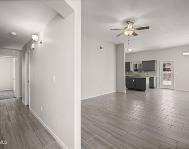 629 Cedarwood Avenue - Photo Thumbnail 5